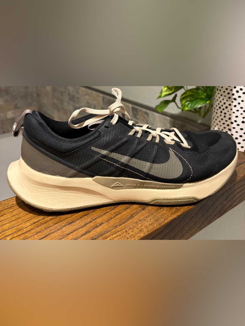 Nike Men’s size 10 Juniper Trail 2 Black and Khaki. Very comfortable walking